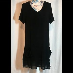 Lori Goldstein Black Shortsleeved Top Ruffled Hem